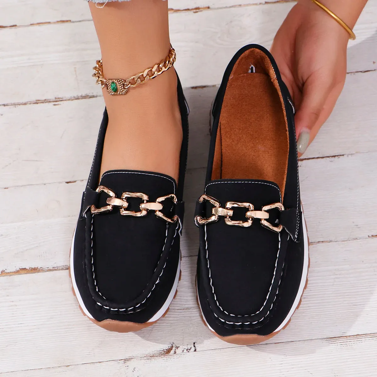 2024 Spring Autumn Women's Flats Shoes Fashion Round Toe Loafers Casual Slip-on Women's Metal Decoration Flats Large Size Shoes