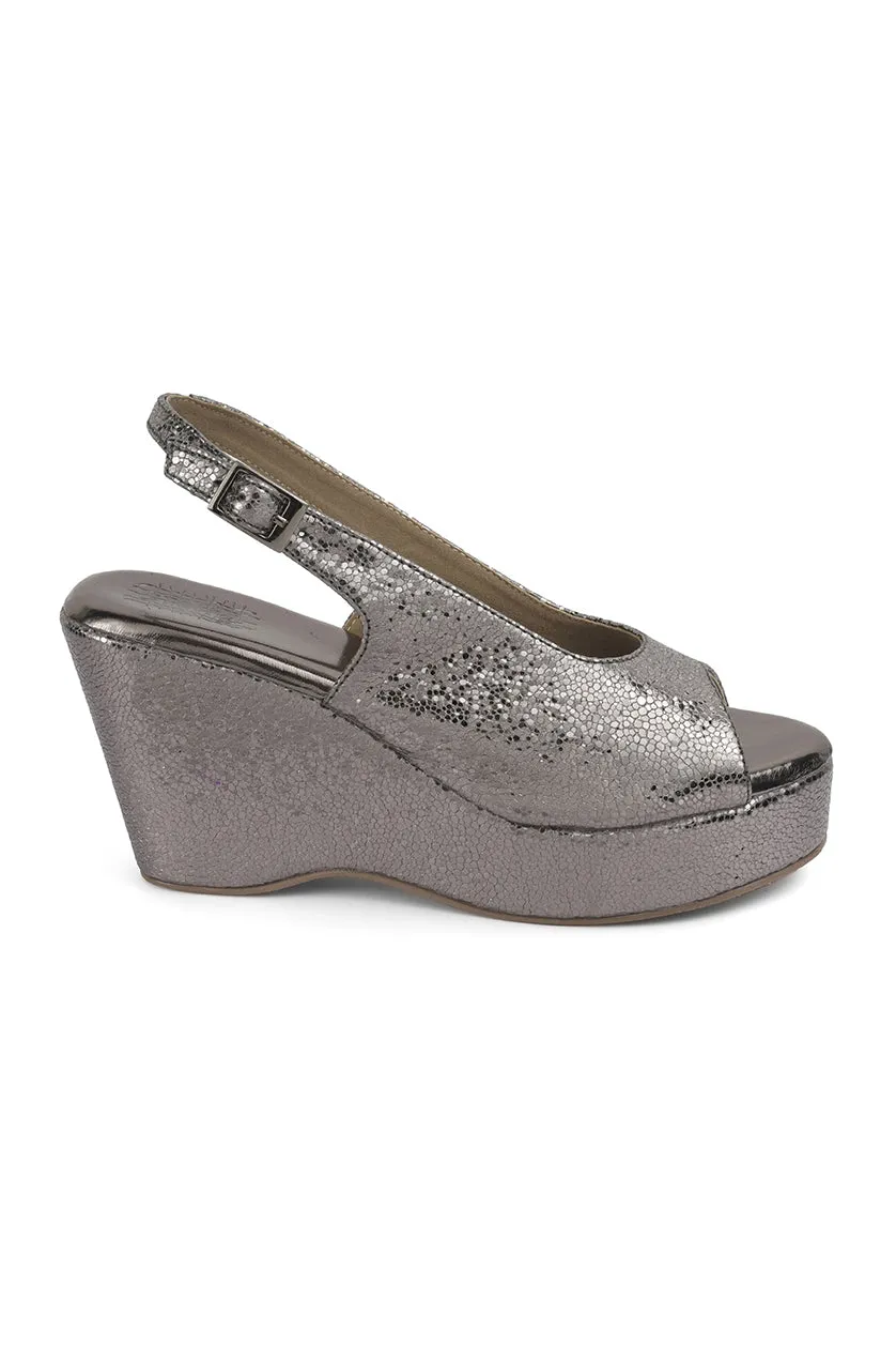 Blingy Peeptoe Backstrap Wedges Gold