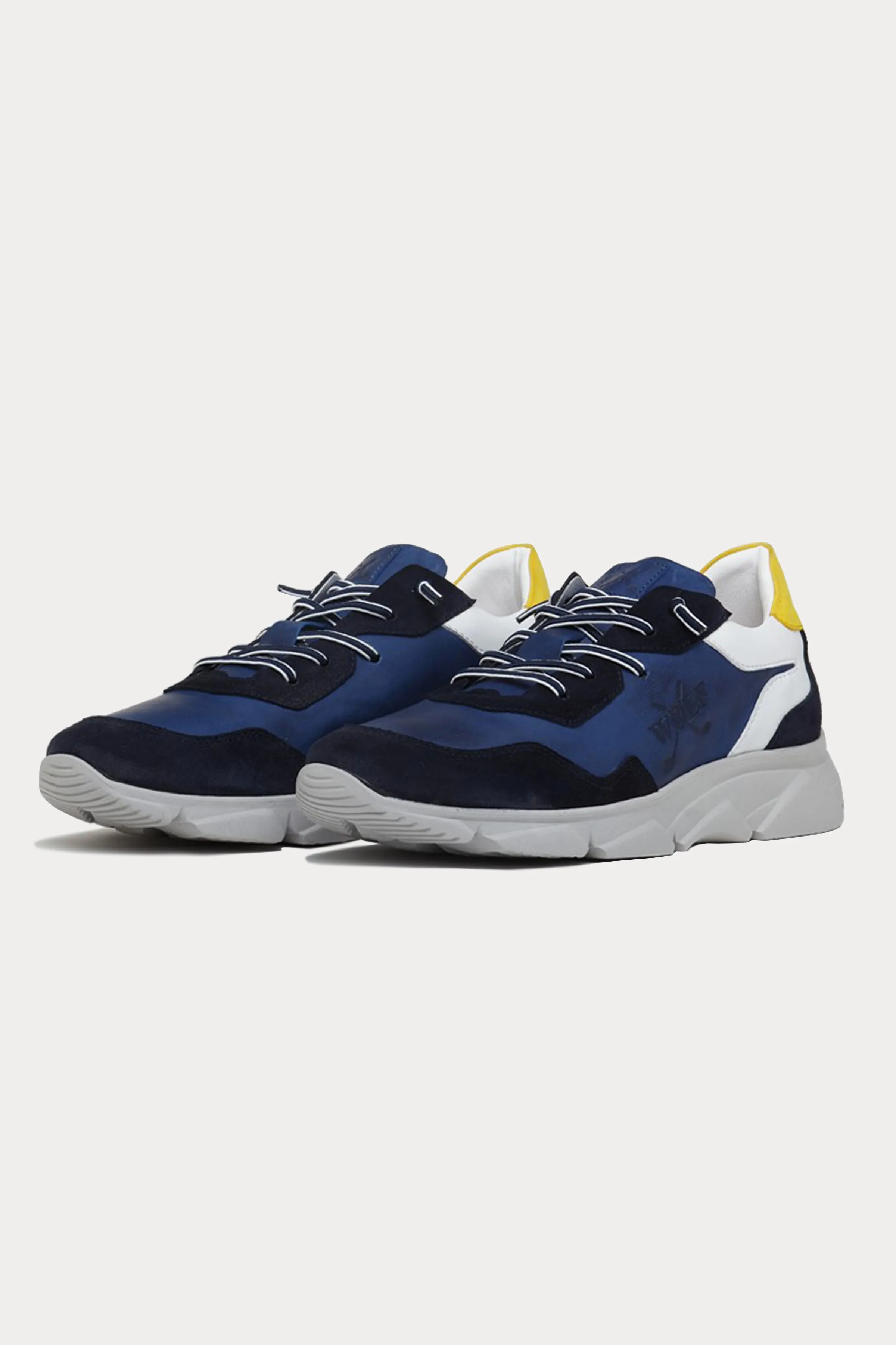 Cambridge Leather Trainers in Navy/Yellow