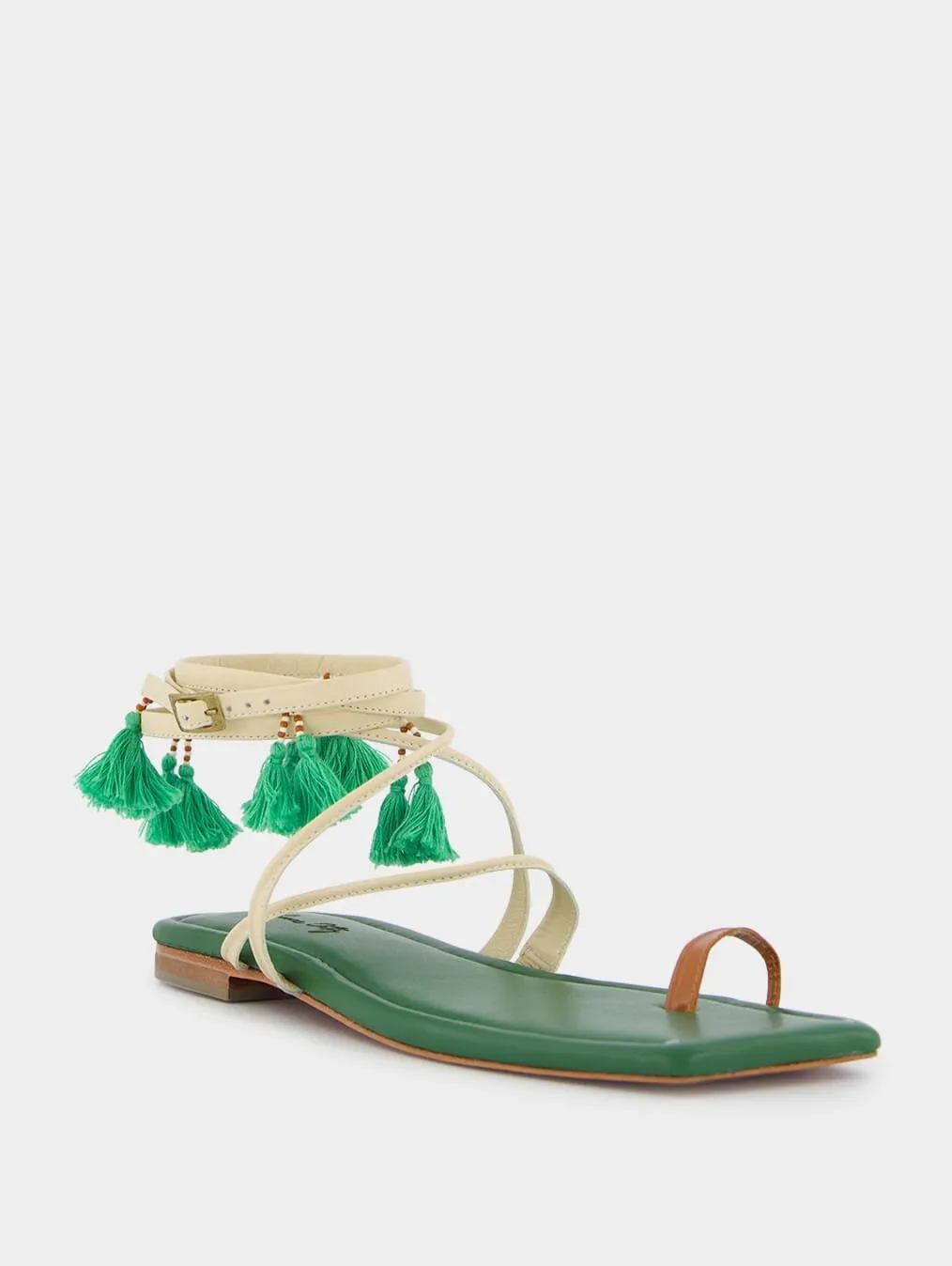 Conversando Con El Viento Sandals