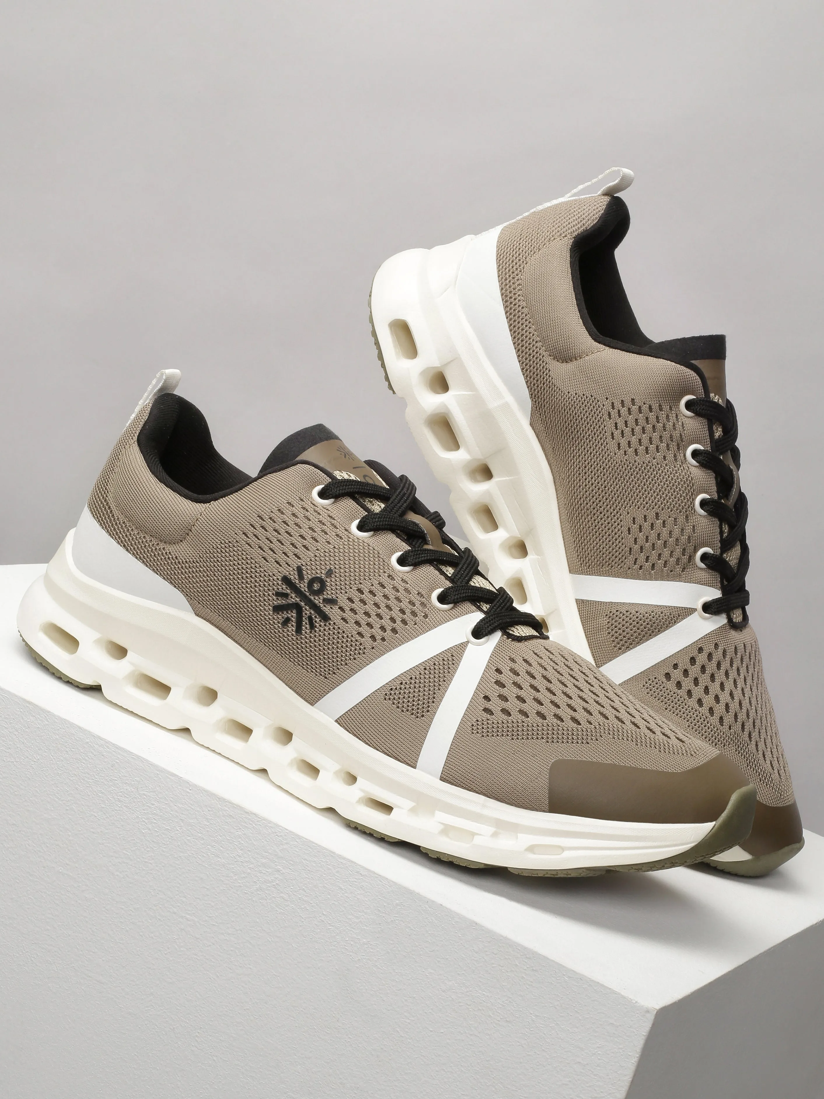 cult Men's Ethereal Running Shoes - Brown