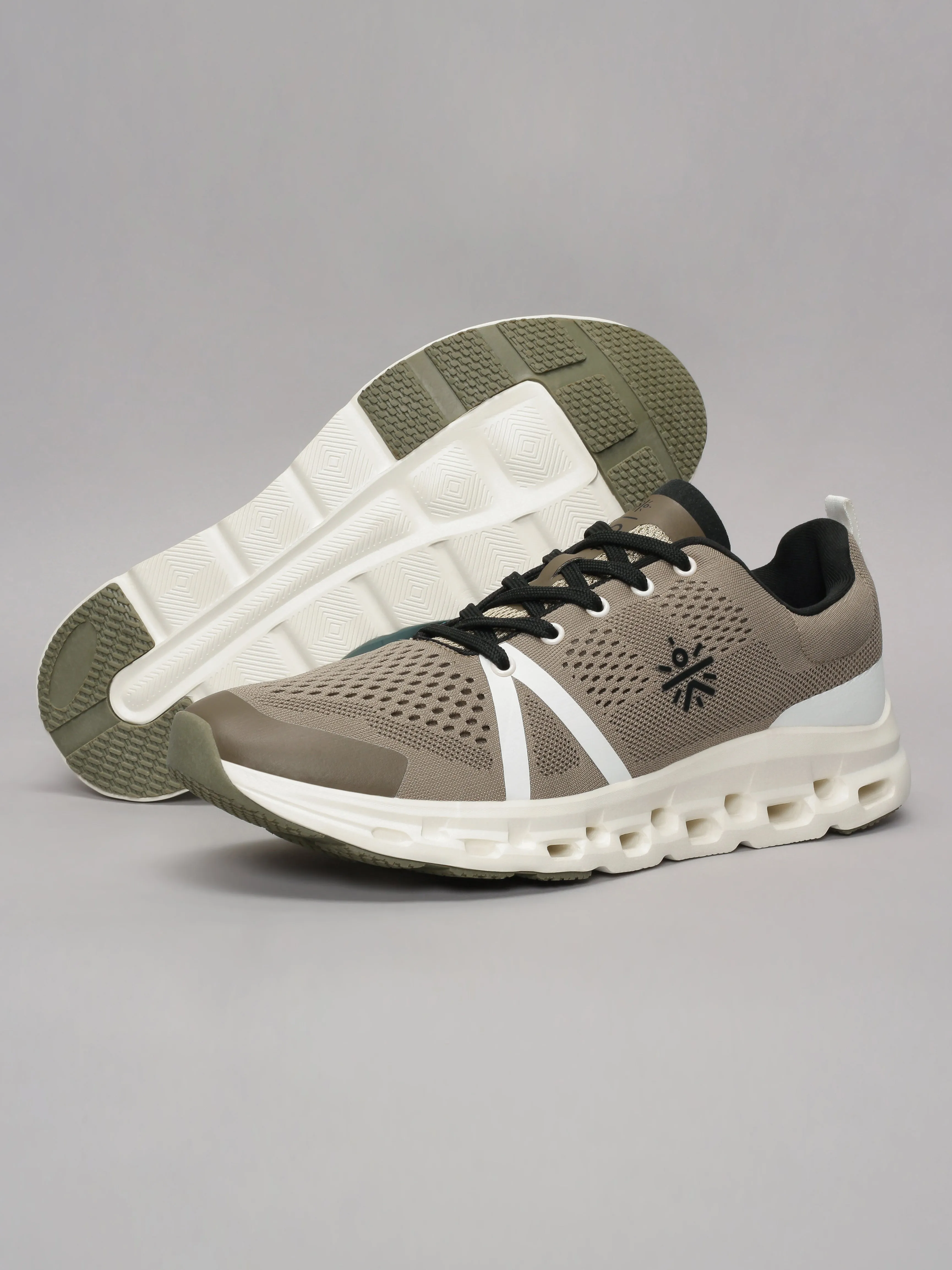 cult Men's Ethereal Running Shoes - Brown