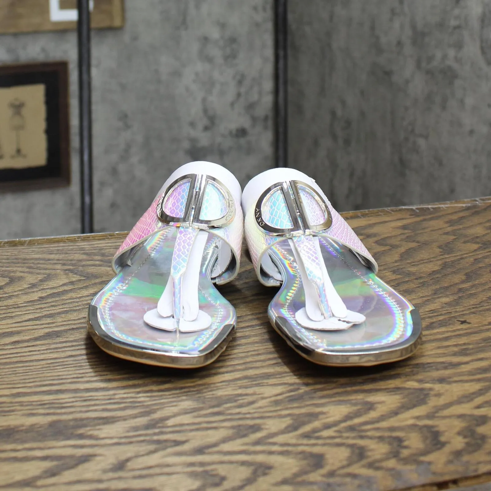 DKNY Women's Footwear Isha Flat Sandal K4169795 Silver Iridescent Halcott 6.5M
