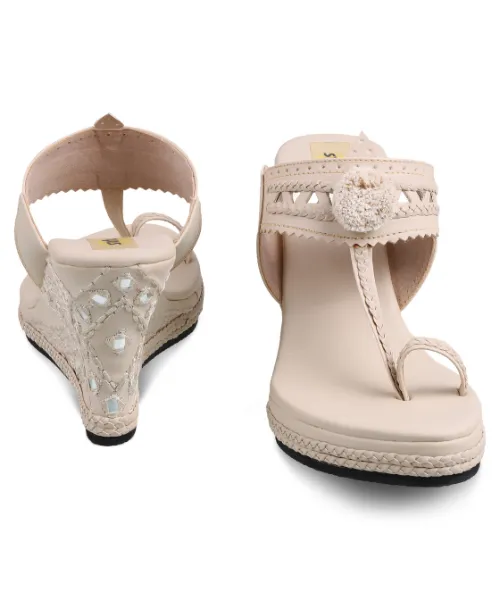 Embroidered Wedge - Noor