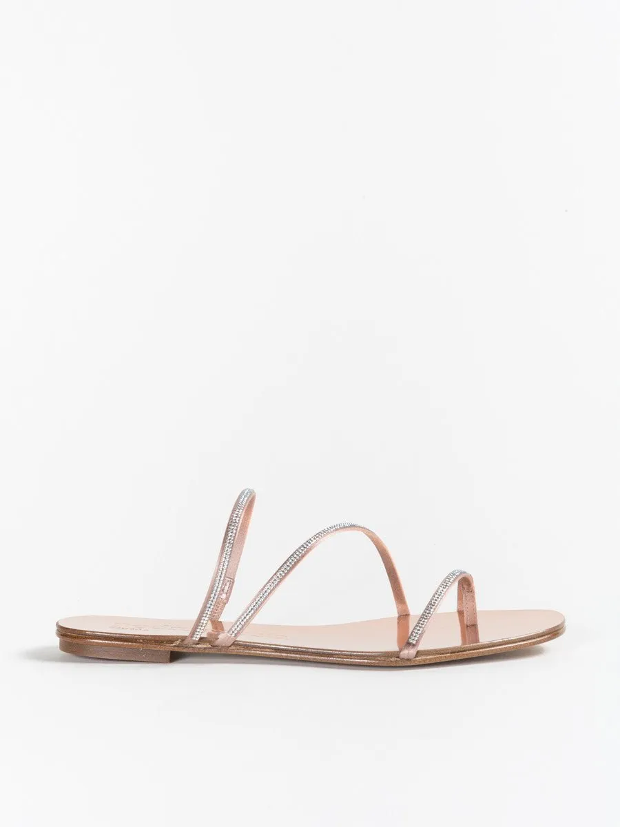 emy sandal