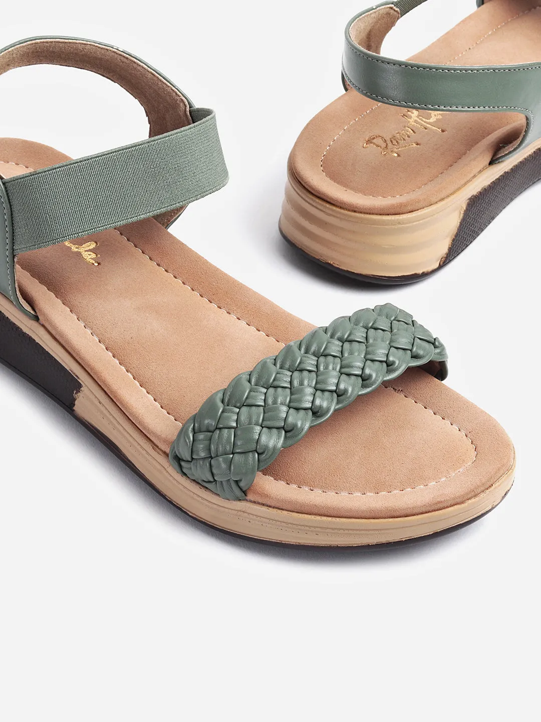 Grace Flat Sandals