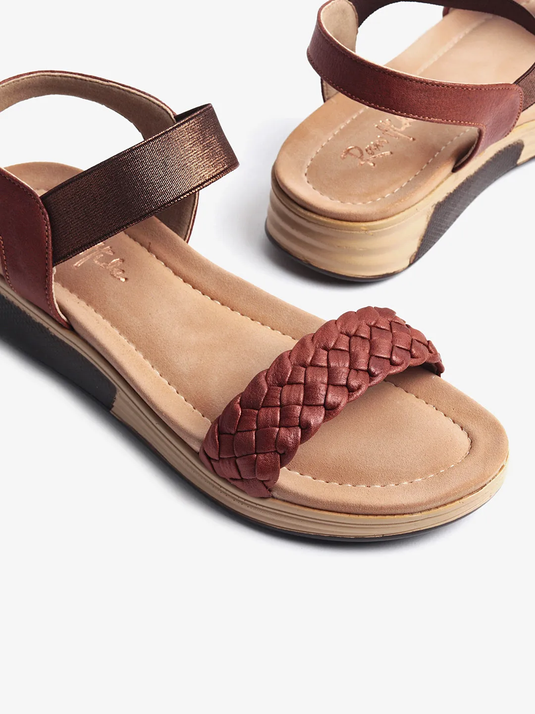 Grace Flat Sandals