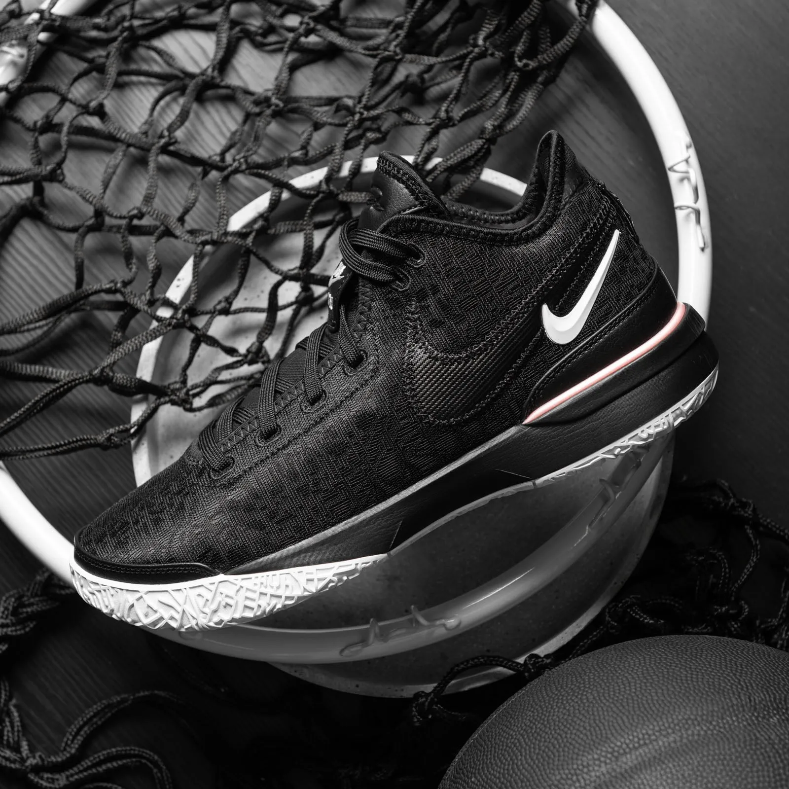 LeBron NXXT Gen - 'Black'