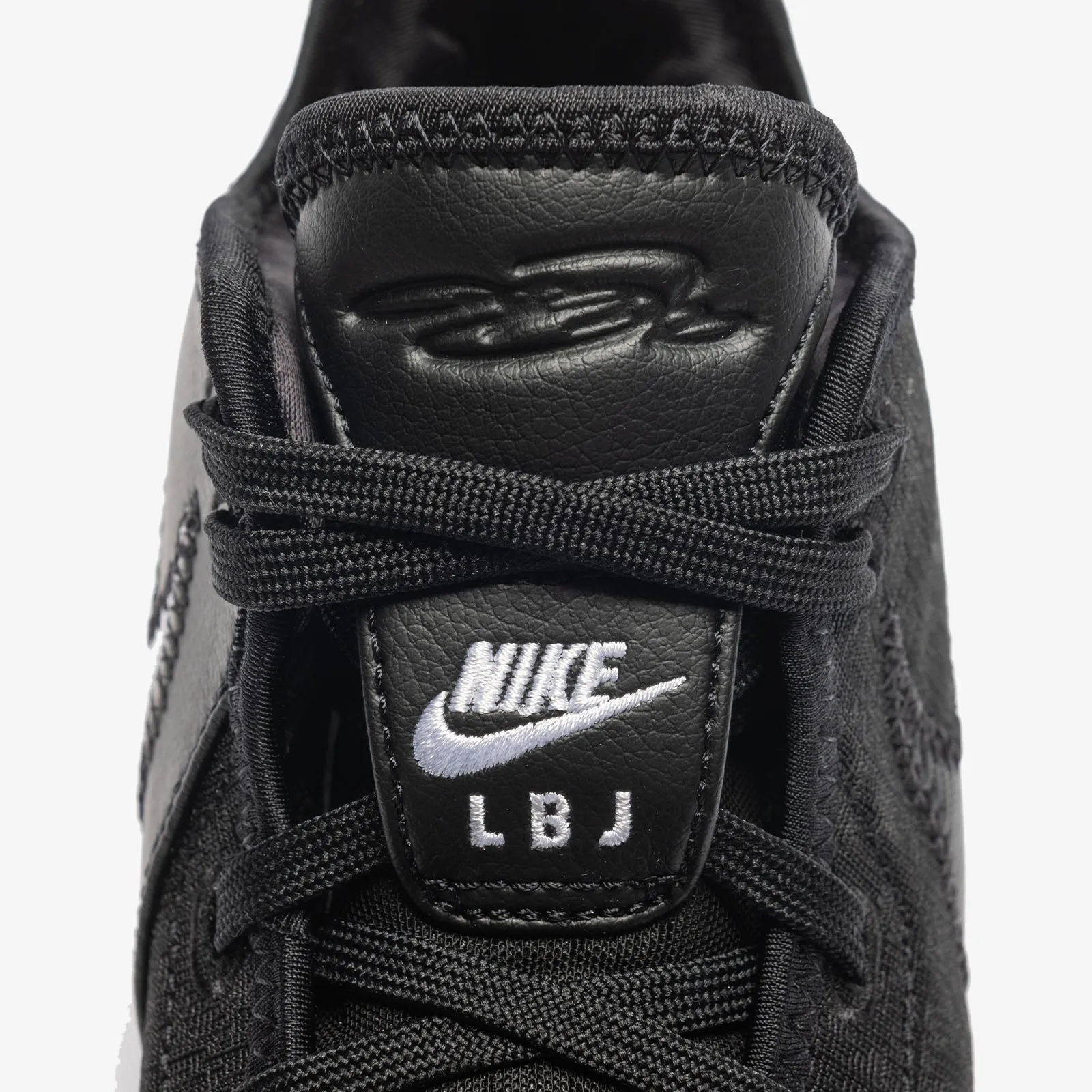 LeBron NXXT Gen - 'Black'