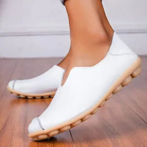 Lightweight and ergonomic loafers