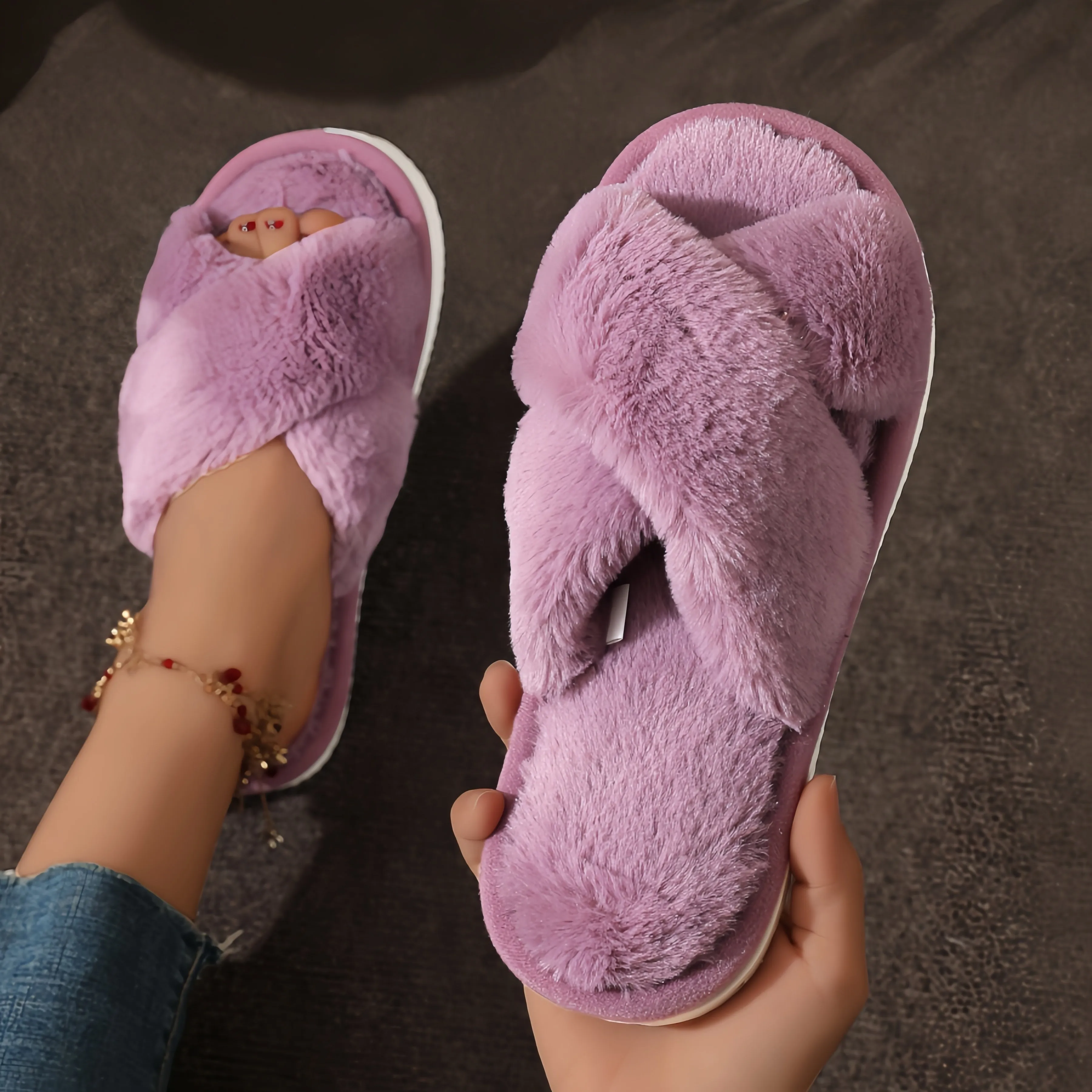 Lisa – Elegant Pluche Indoor Slippers, Comfortabele Slip-On voor Alle Seizoenen