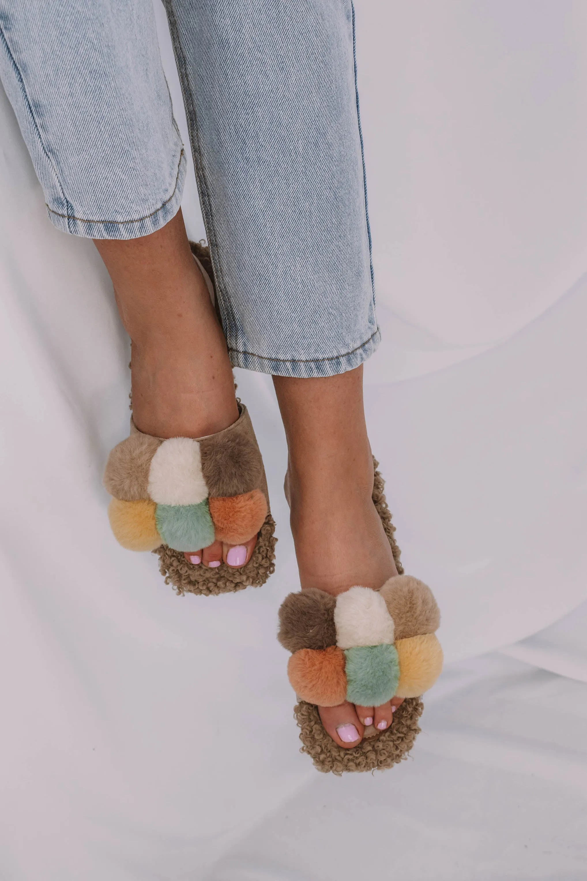 Marta Pom Pom Slide