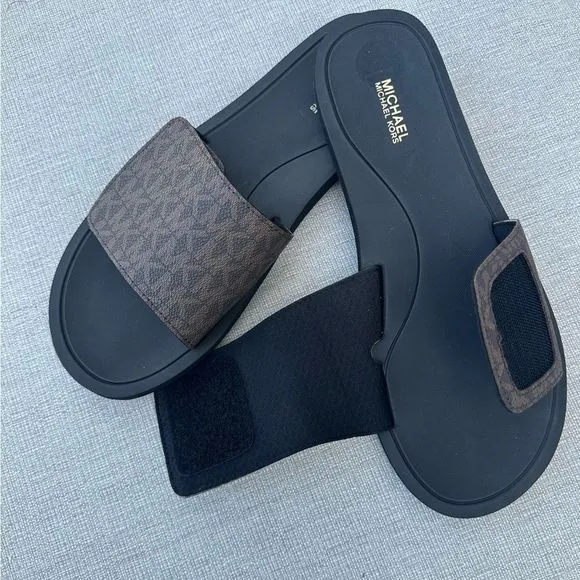 Michael Kors Eva signature slide sandal.
