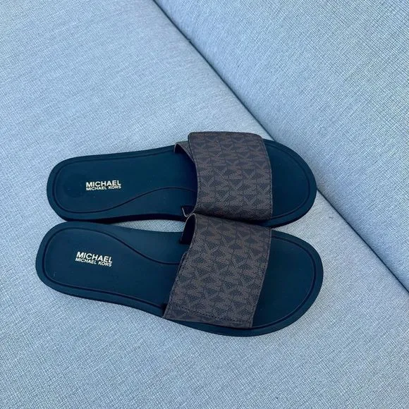 Michael Kors Eva signature slide sandal.