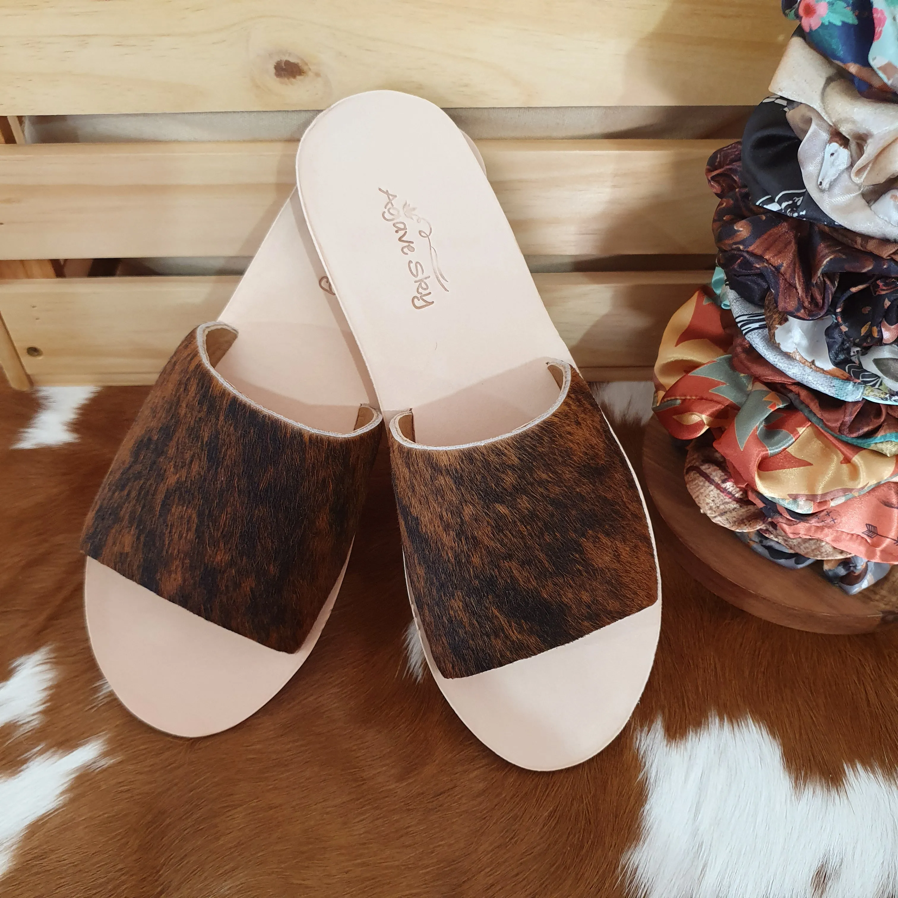 Nadia Slide Sz 10 - Brindle