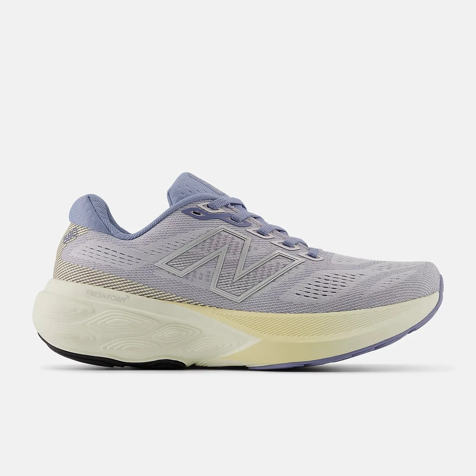 New Balance Women's 880v15