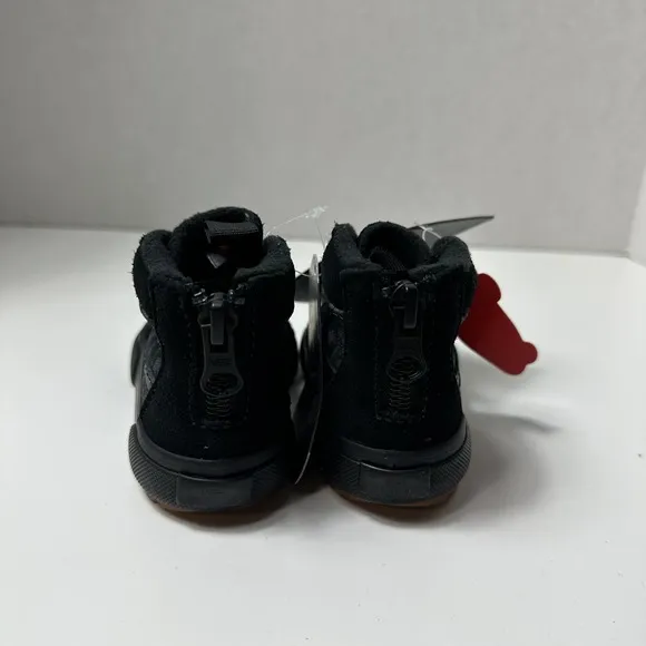 NEW Vans Toddler Sk8-Hi Zip MTE Skate Shoe Camo Mono Black Size 4.5TD