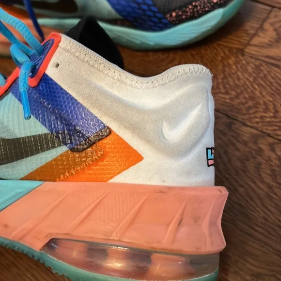 Nike Lebron 18 Low Summit White Space Jam (GS)