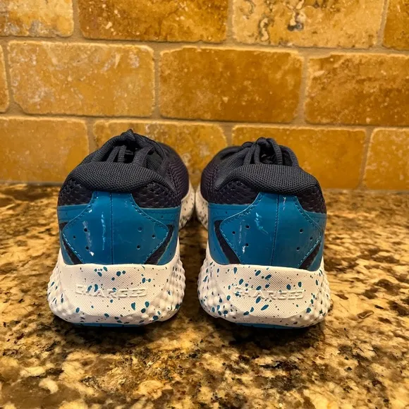 NWT Under Armour Women 7.5 / Youth 6 UA BGS Charged 3 SPC Athletic Shoe
