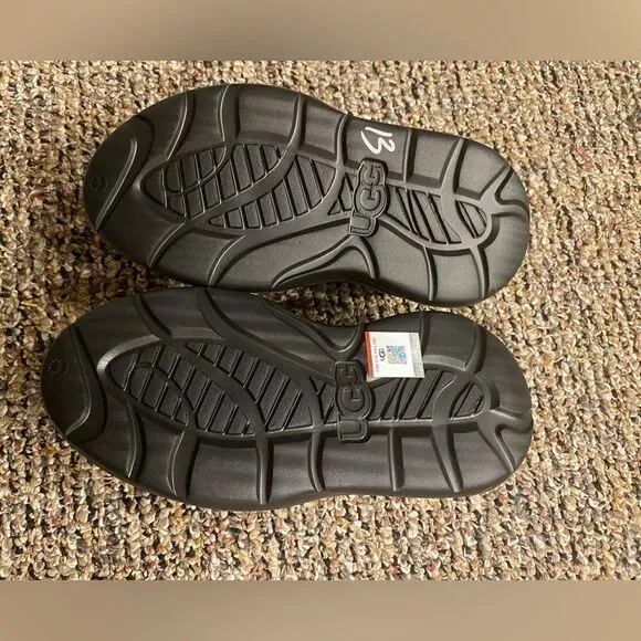 NWT UGG Sport Yeah Clog - Black