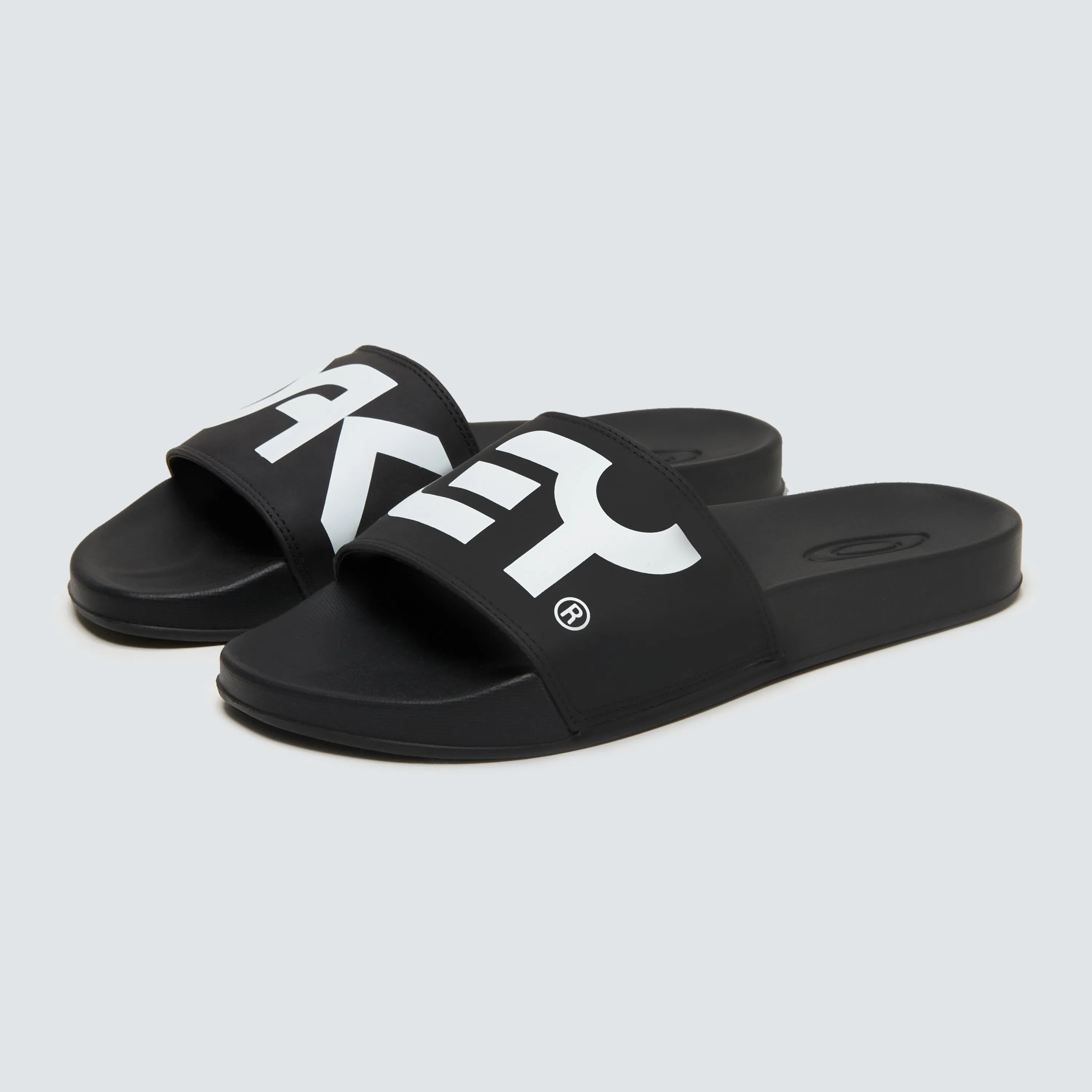 Oakley B1B Slide