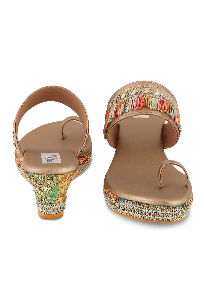 Pastel Brocade Border Low Wedge Champagne