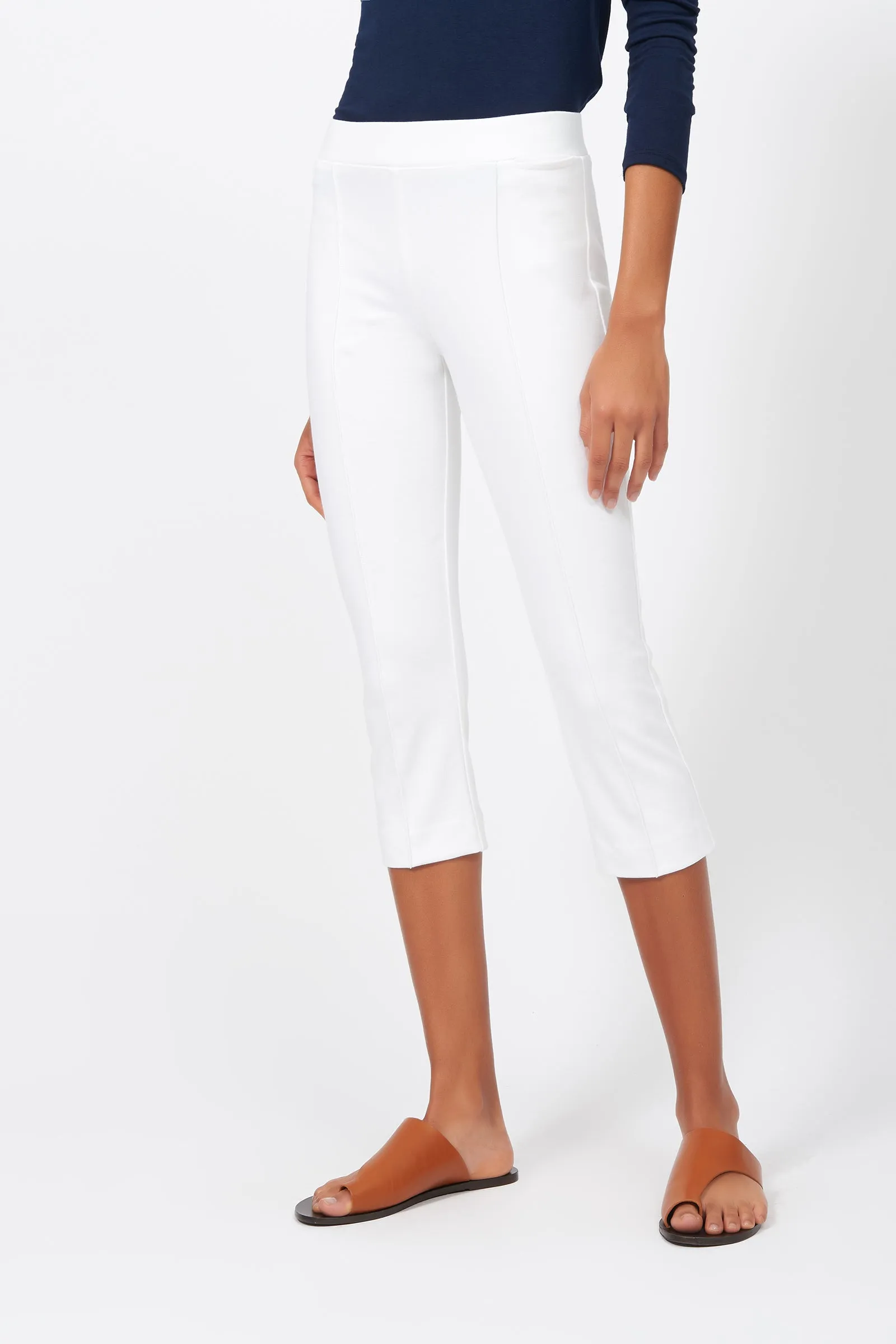 Pintuck Ponte 3/4 Pant - White