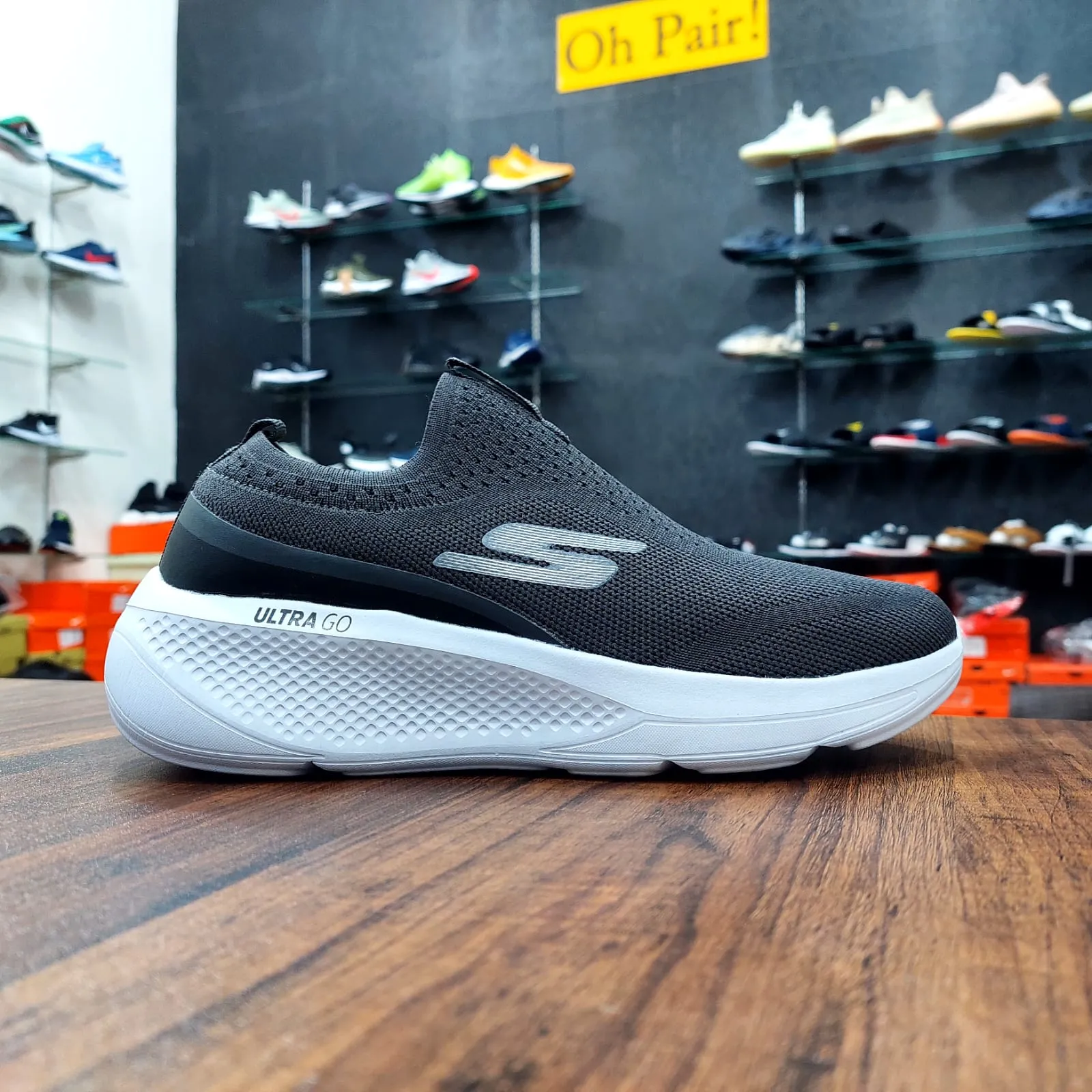 Sketcher Go Run Upraise "Charcoal Gray"