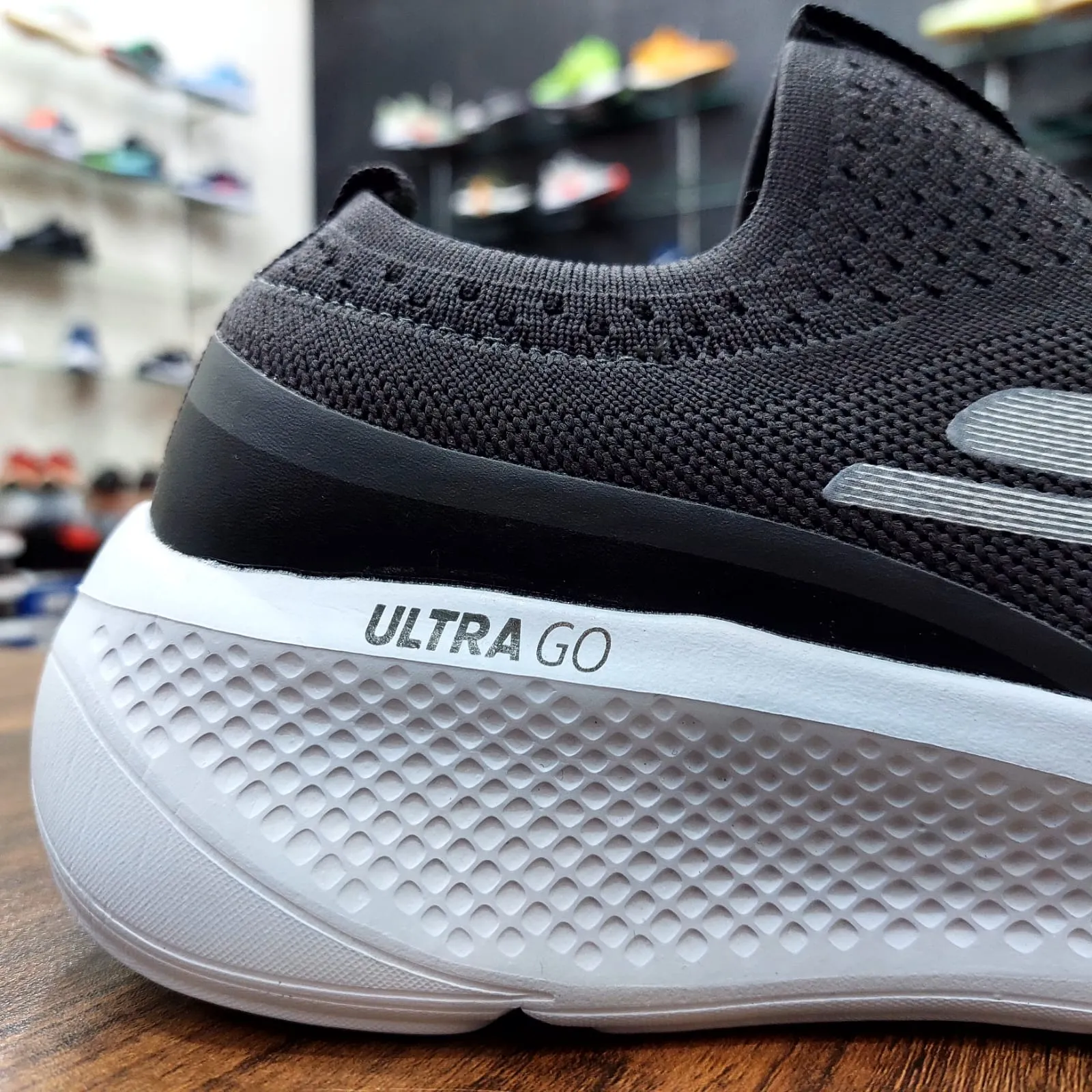 Sketcher Go Run Upraise "Charcoal Gray"