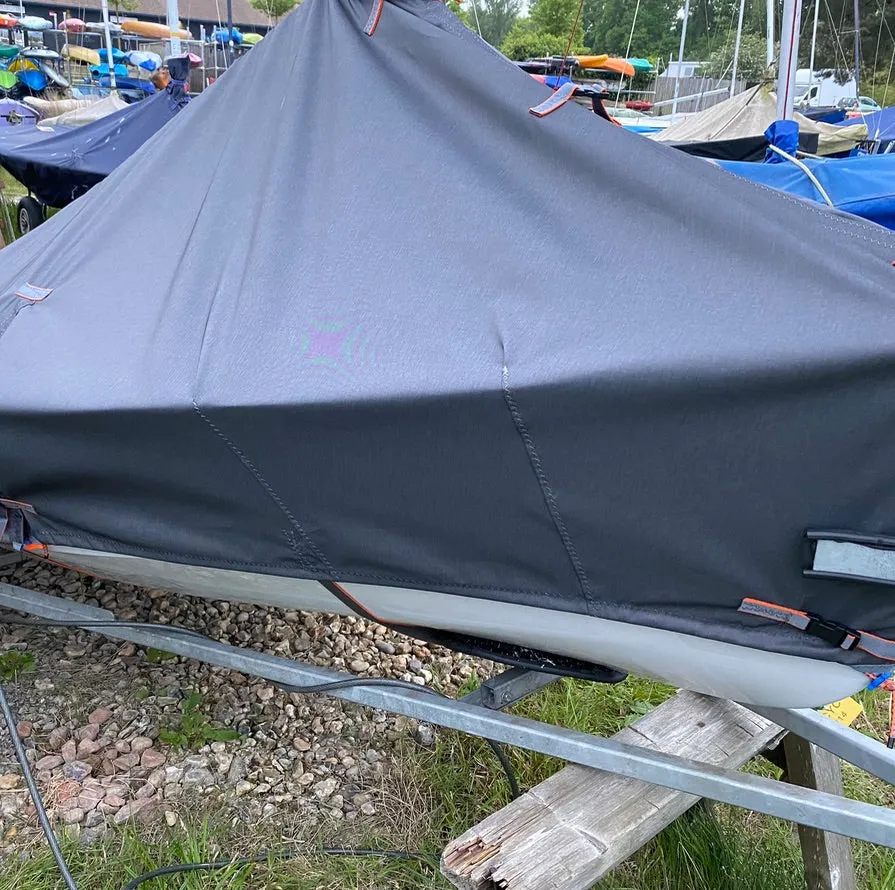 Solo Top Cover by Rain and Sun - Overboom Deep Sides in Hydralite