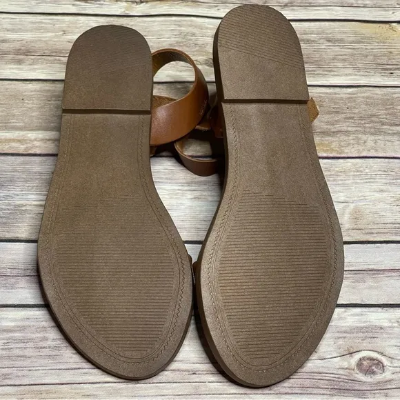 Steve Madden Donddi Tan Leather Flat Sandal With Buckle 8.5 NEW Without Box