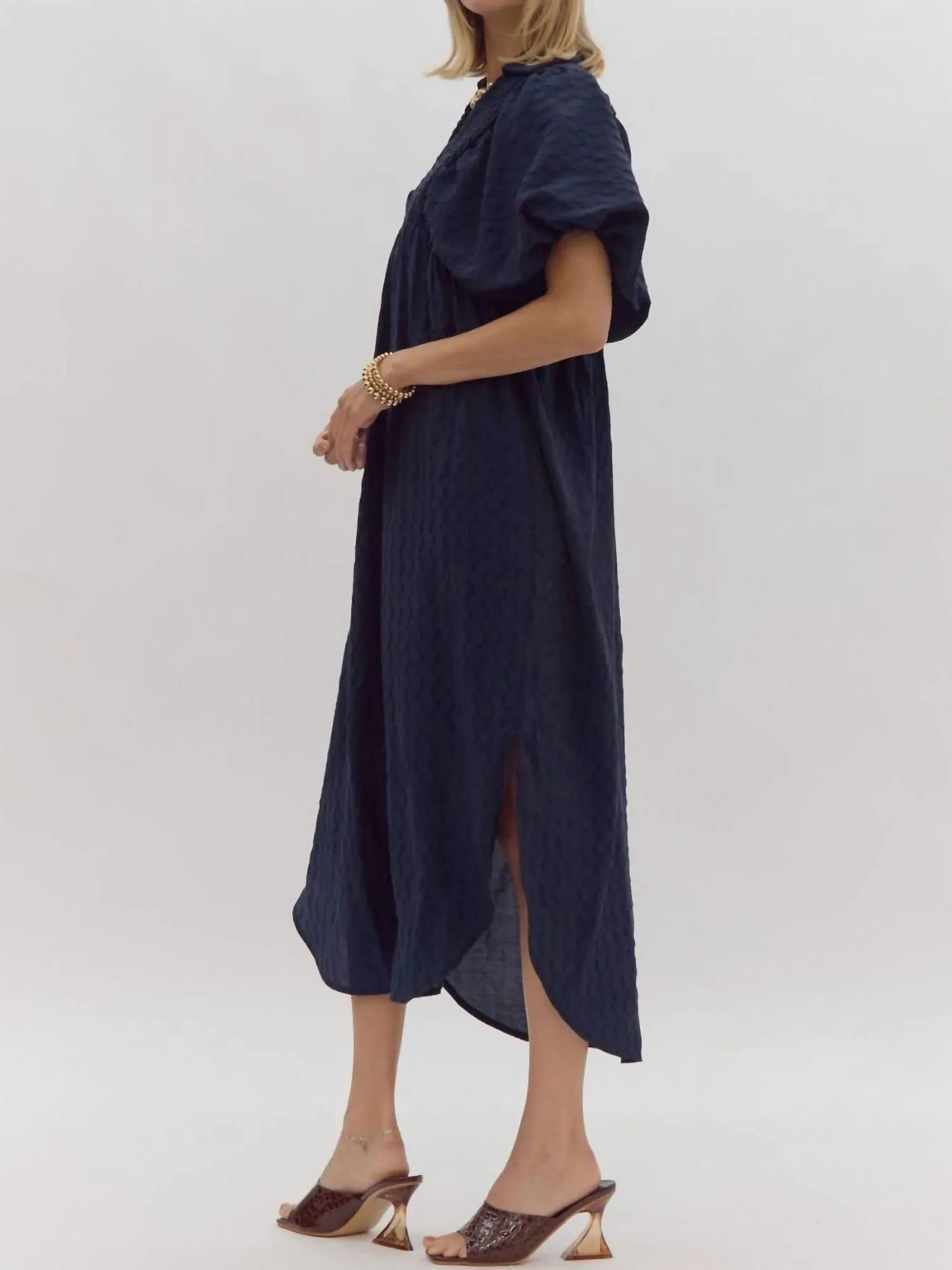 Textured Puff Sleeve Midi Dress In Navy