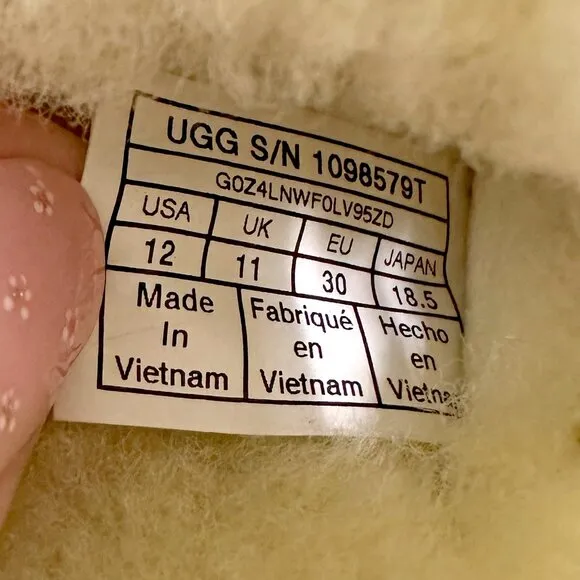 UGG Fluff Yeah Slide Flat Sandal
