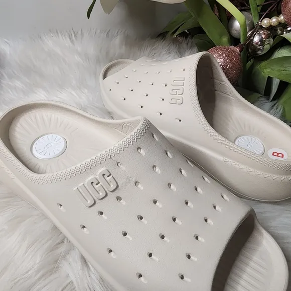 UGG Men's Slide It Sandal new