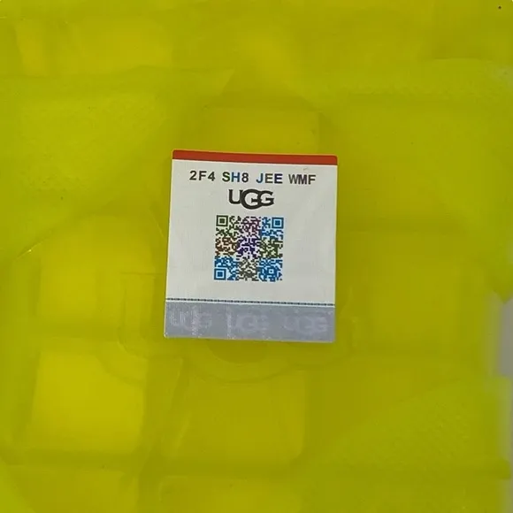 UGG Women’s Jella‎ Clear Slide Sandal Size 8 Sunny Yellow NWOB