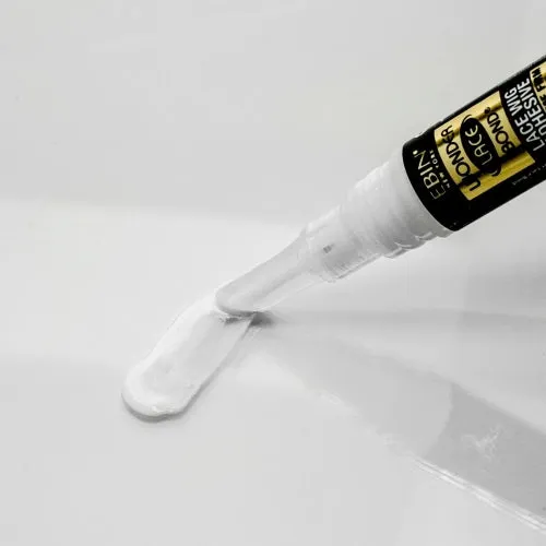 Wonder Lace Bond Silicone Pen Type 4g - Extreme Firm Hold (Supreme) by EBIN NEW YORK