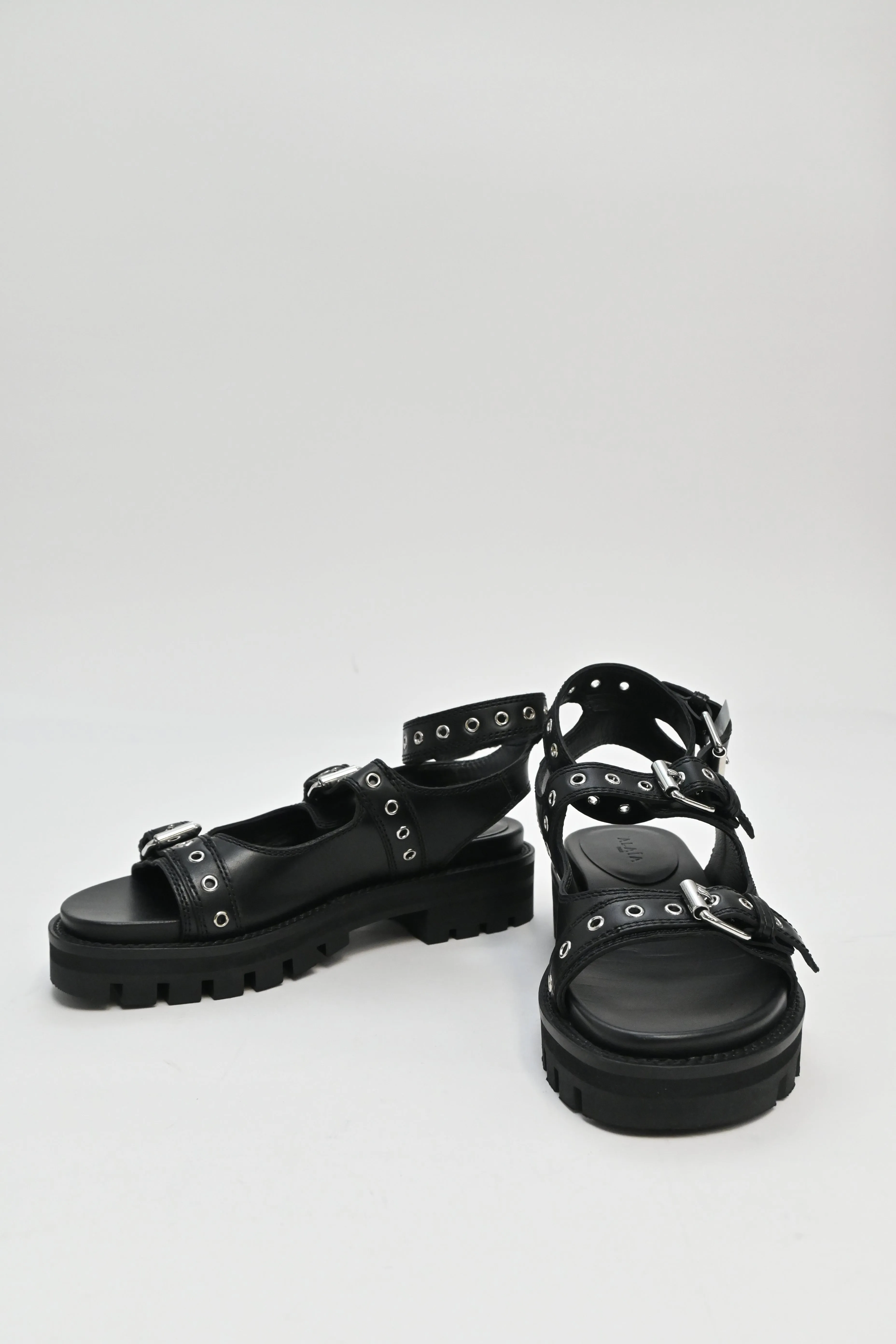 [WS6849] Alaïa | Flat sandals