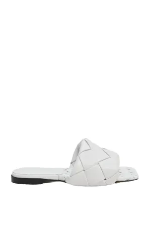 [WS6886] Bottega Veneta | Flat sandals